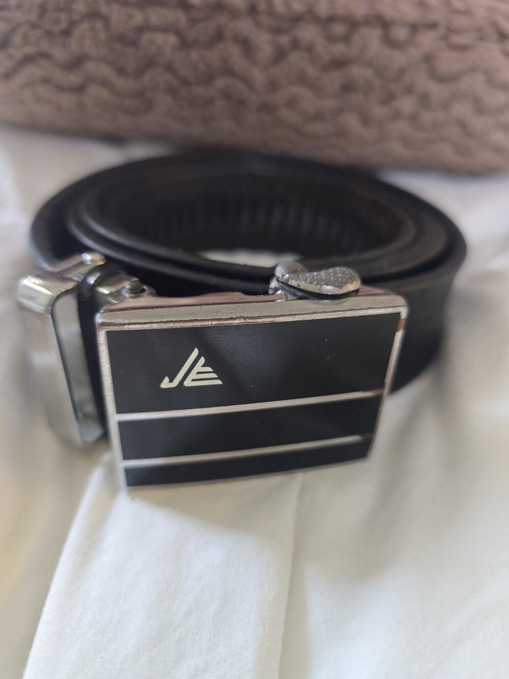 Mission Mens Ratchet Belt & Buckle Sz L-48 W-1.25 Delta Black Leather durable